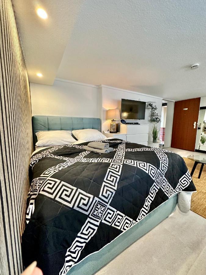 Ruhiges Retreat Souterrain-Apartment Werbach Nahe Pferdemarkt W31 Олденбург Екстериор снимка